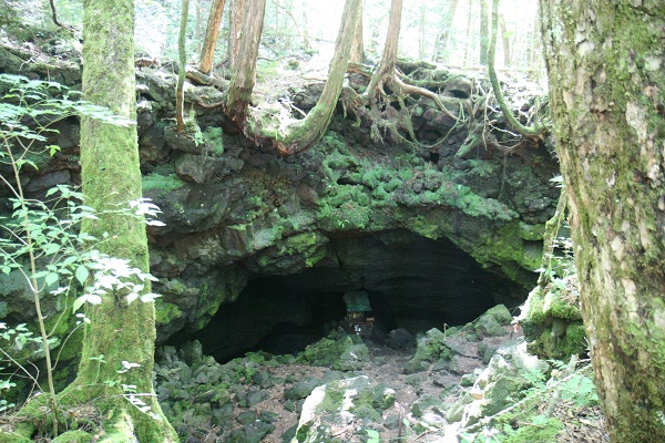 竜宮洞穴全景